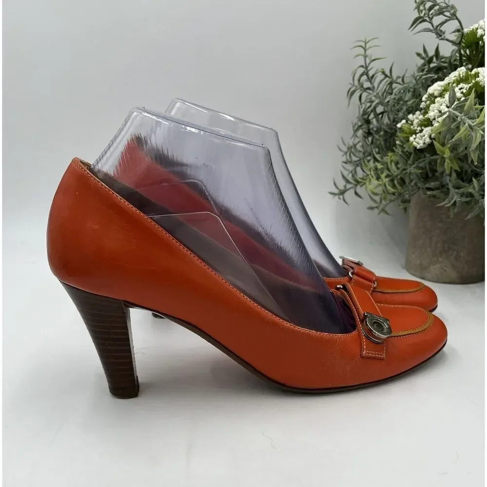 SALVATORE FERRAGAMO Orange Leather Gancini Pumps Button Metal Sz 7.5B/38‎